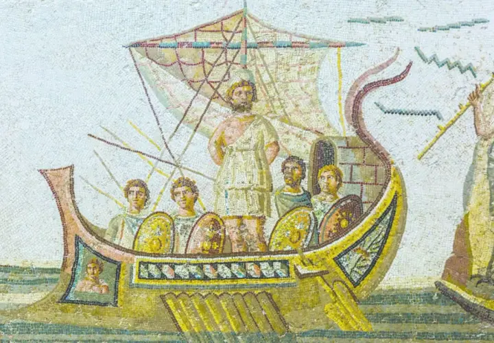 Ulisse, re di Itaca, con i suoi compagni su una nave, affronta un'onda. A destra, una figura con una tromba.