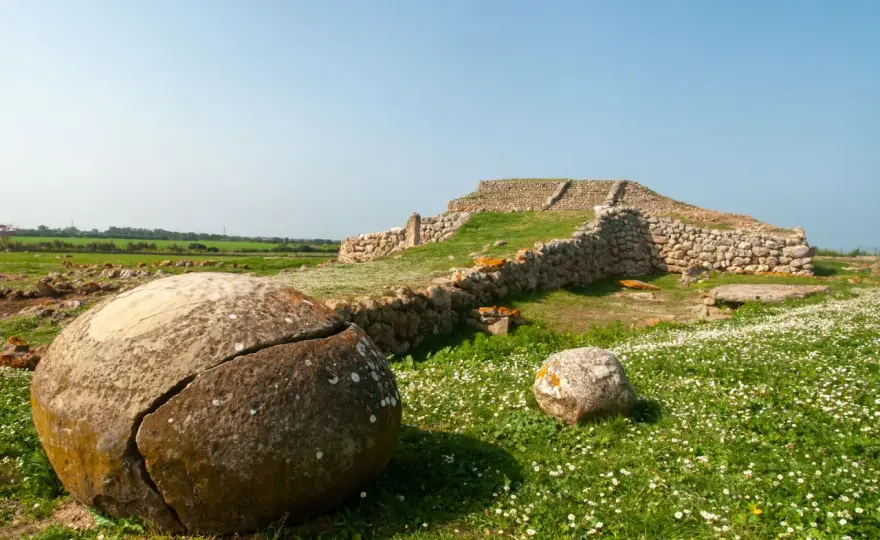 Monte d'Accoddi: ziqqurat sarda o altare preistorico?